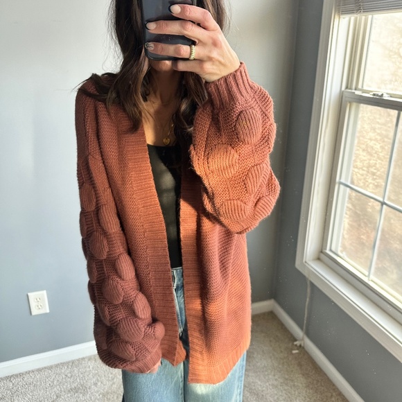 Oversized knit cardigan - Picture 2 of 6